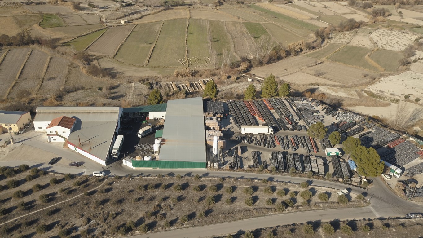 Vista aérea de Sat San León fabrica de encurtidos